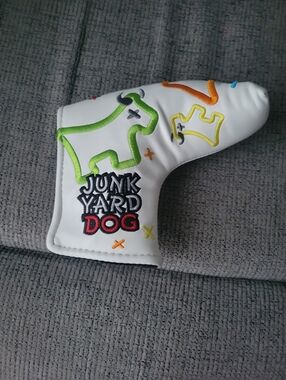 Scotty Cameron White Junk Yard Dog Blade Putter Head Cover